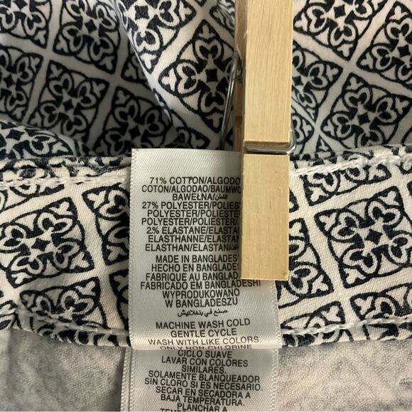 Jones New York Stretch Signature Bermuda Short Black/White 4P Casual Classic - Picture 10 of 11